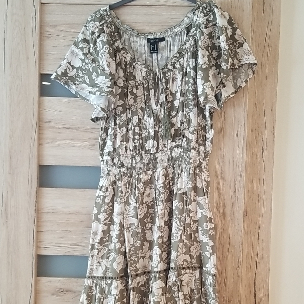 Forever 21 Olive Floral Midi Dress